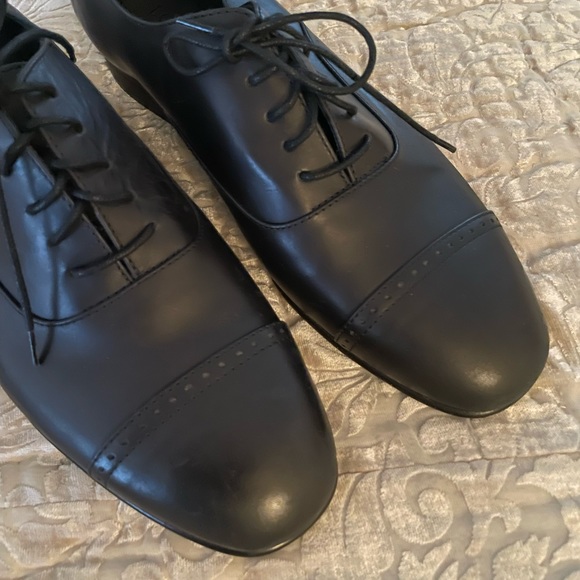J Crew Leather Oxfords - Picture 2 of 4
